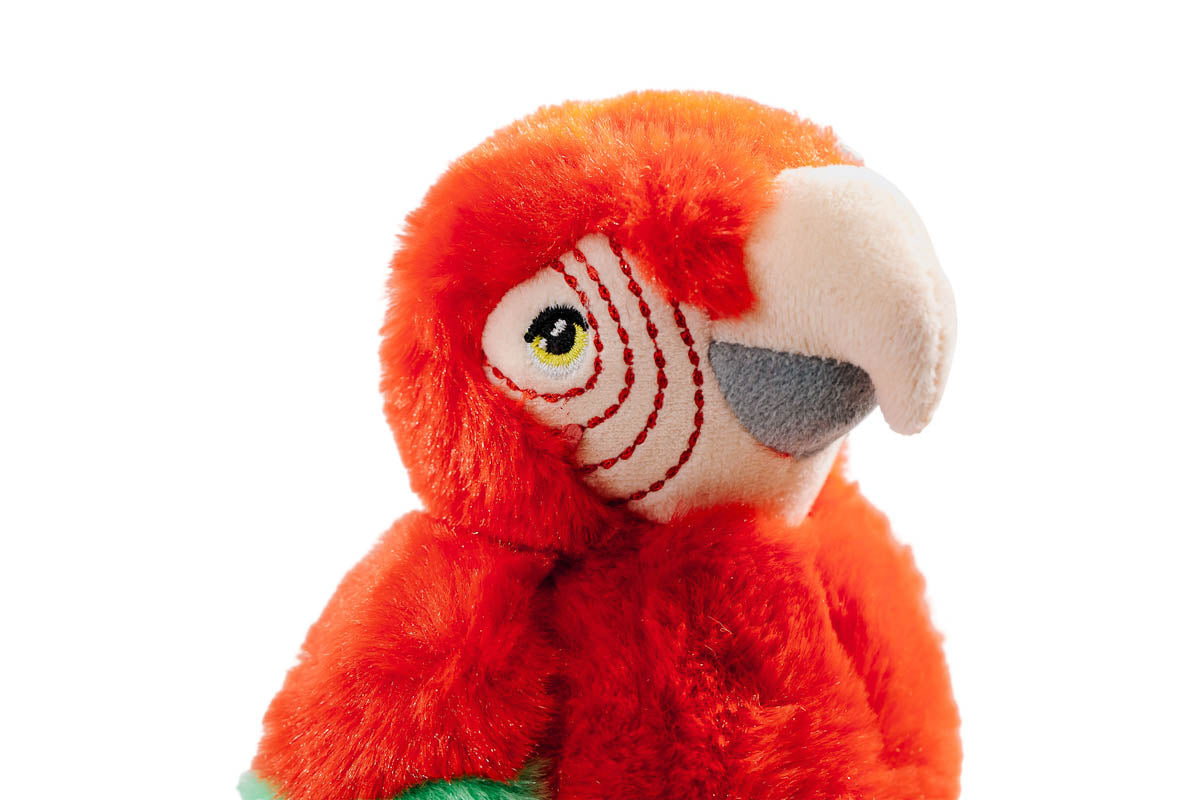 Keeleco Scarlet Macaw